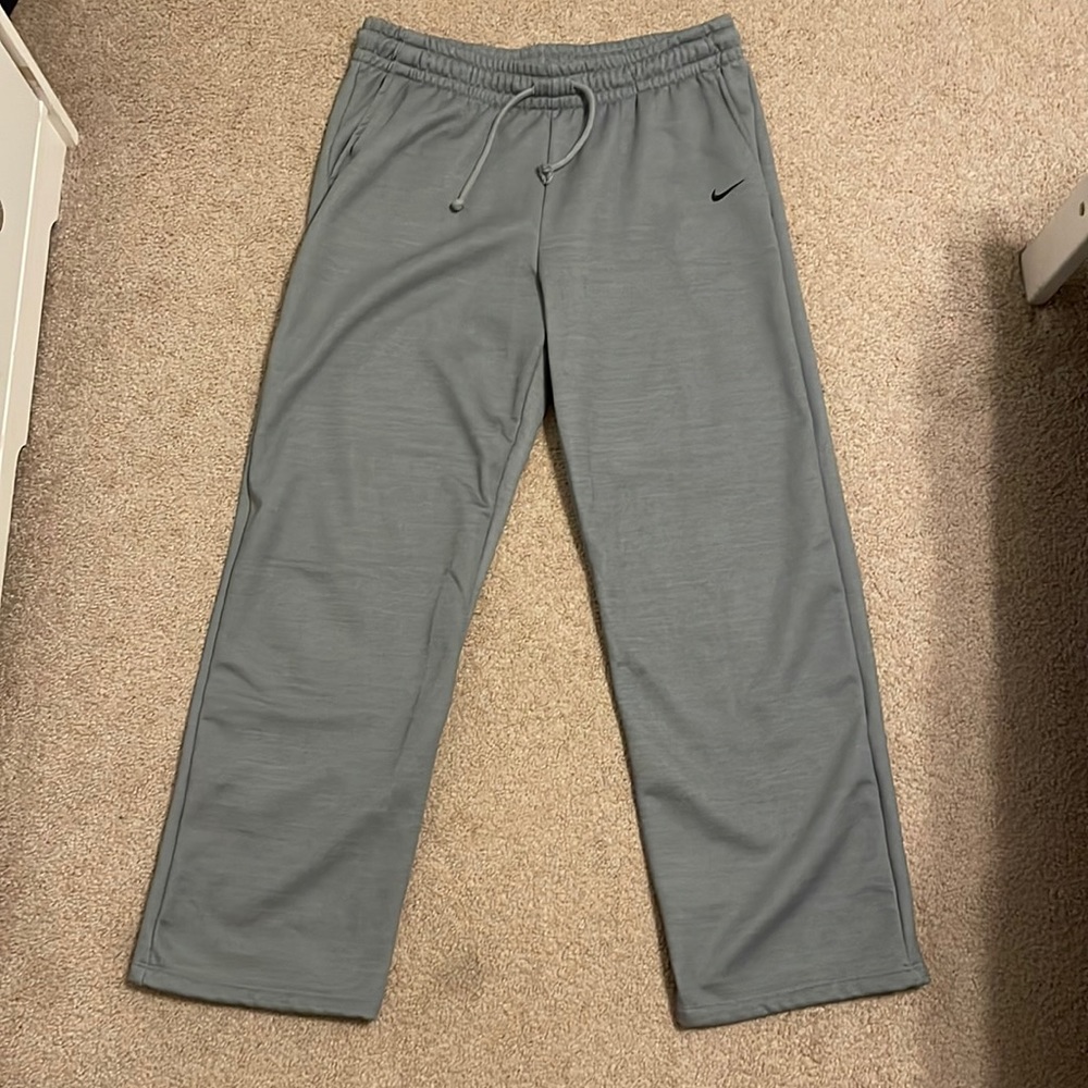 Nike unisex sweatpants